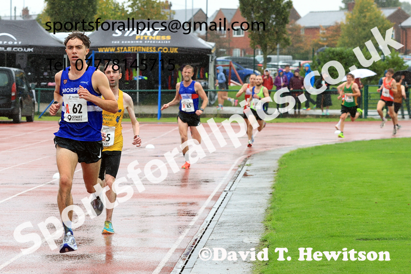Senior Mens 6 Stage 2025 Northern Athletics Autumn Road Relays, Leigh, Lancashire. Photo: David T. Hewitson/Sports for All Pics